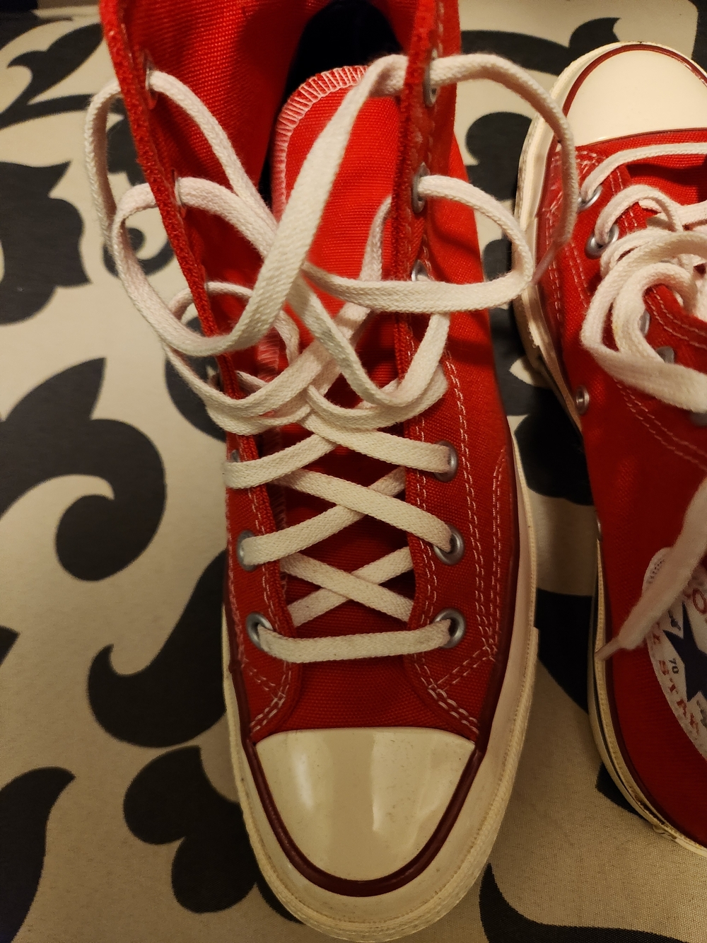 Converse Chuck Taylor Red High Tops Size 8 Classic & Cute - Picture 3 of 5